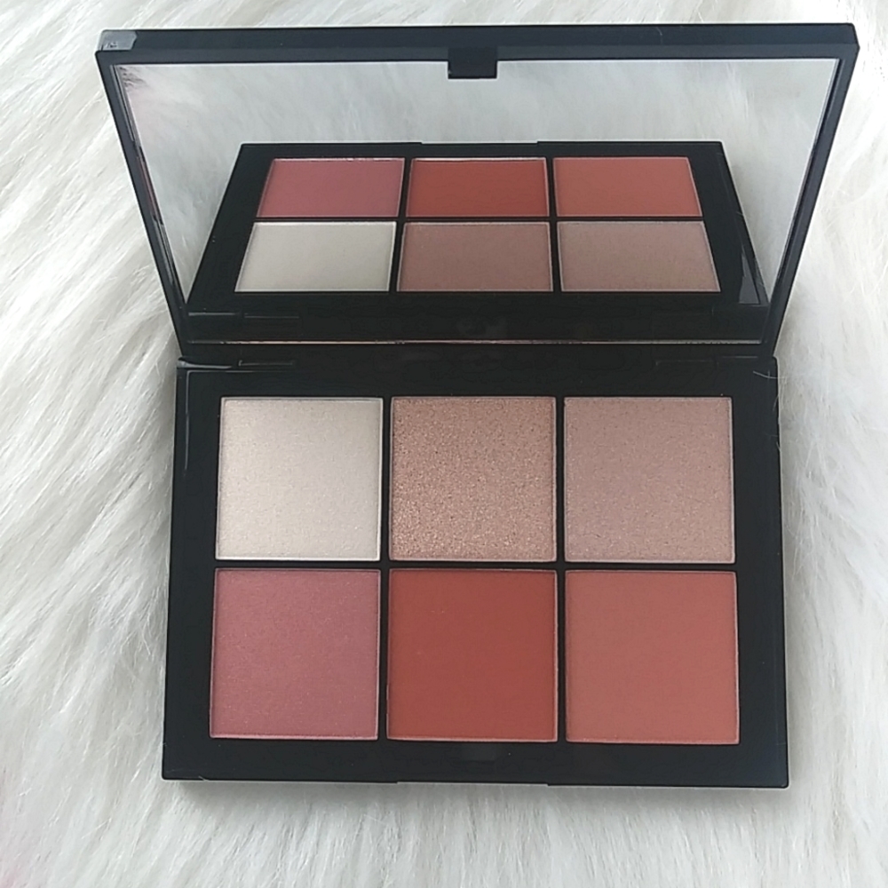 Doucce Posh Powder Palette 6 shades